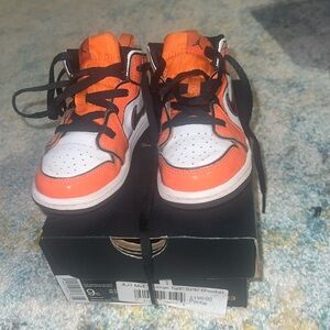 Jordan 1 mid kids